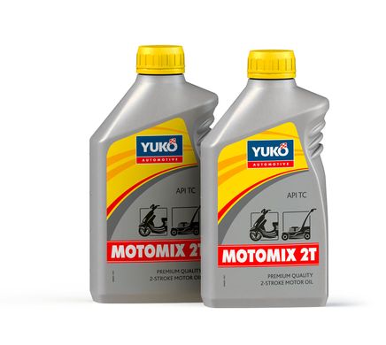 На фото: Моторное масло YUKO MOTOMIX 2T (ТС) 1л