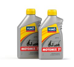 На фото: Моторное масло YUKO MOTOMIX 2T (ТС) 1л